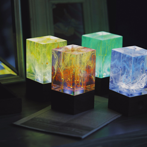 Aurora Borealis Epoxy Resin Cube Lamp | Northern Lights Art – DKay Decor