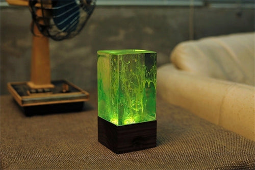 Aurora Borealis Epoxy Resin Cube Lamp | Northern Lights Art – DKay Decor